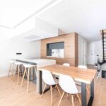 cocina-con-office-espacio-funcional-y-moderno-para-tu-hogar